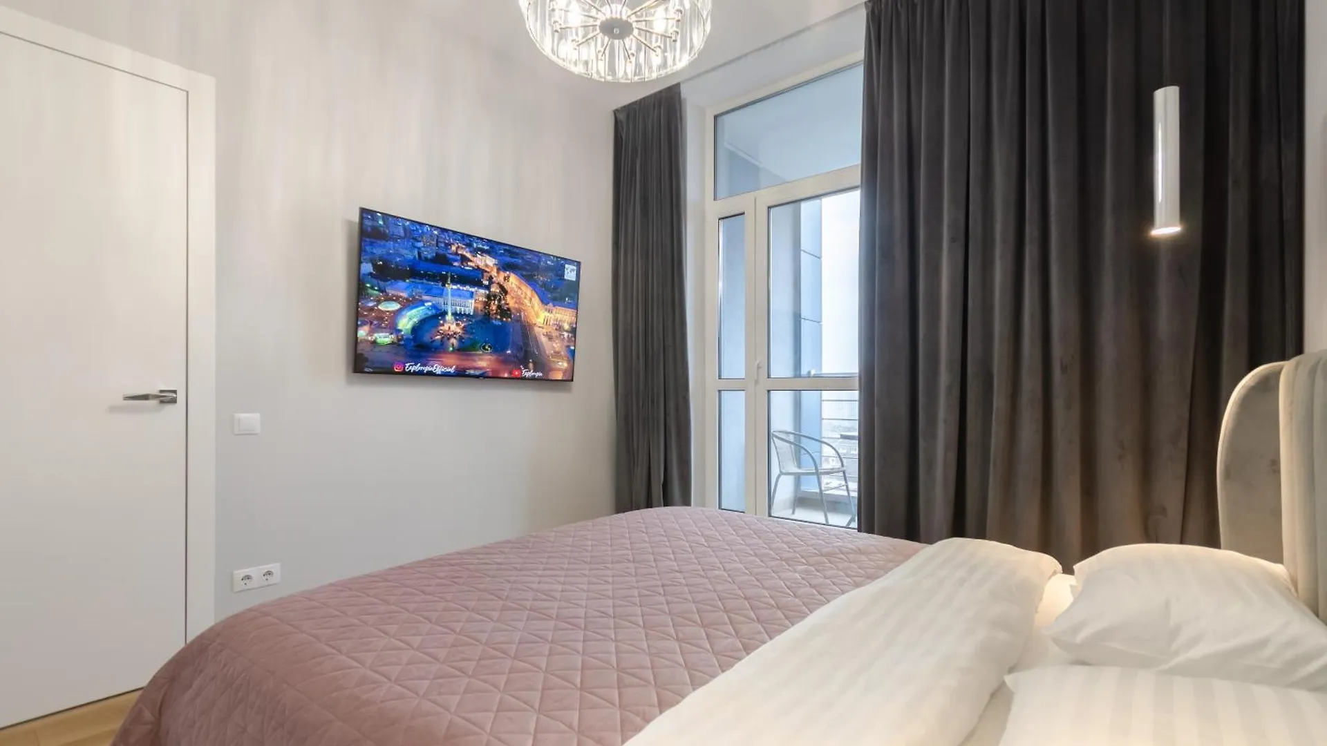 На Видалення!Petrovdom Apartments 267-373 In Rc Central Park, 7 John Mccain Street 基輔 乌克兰